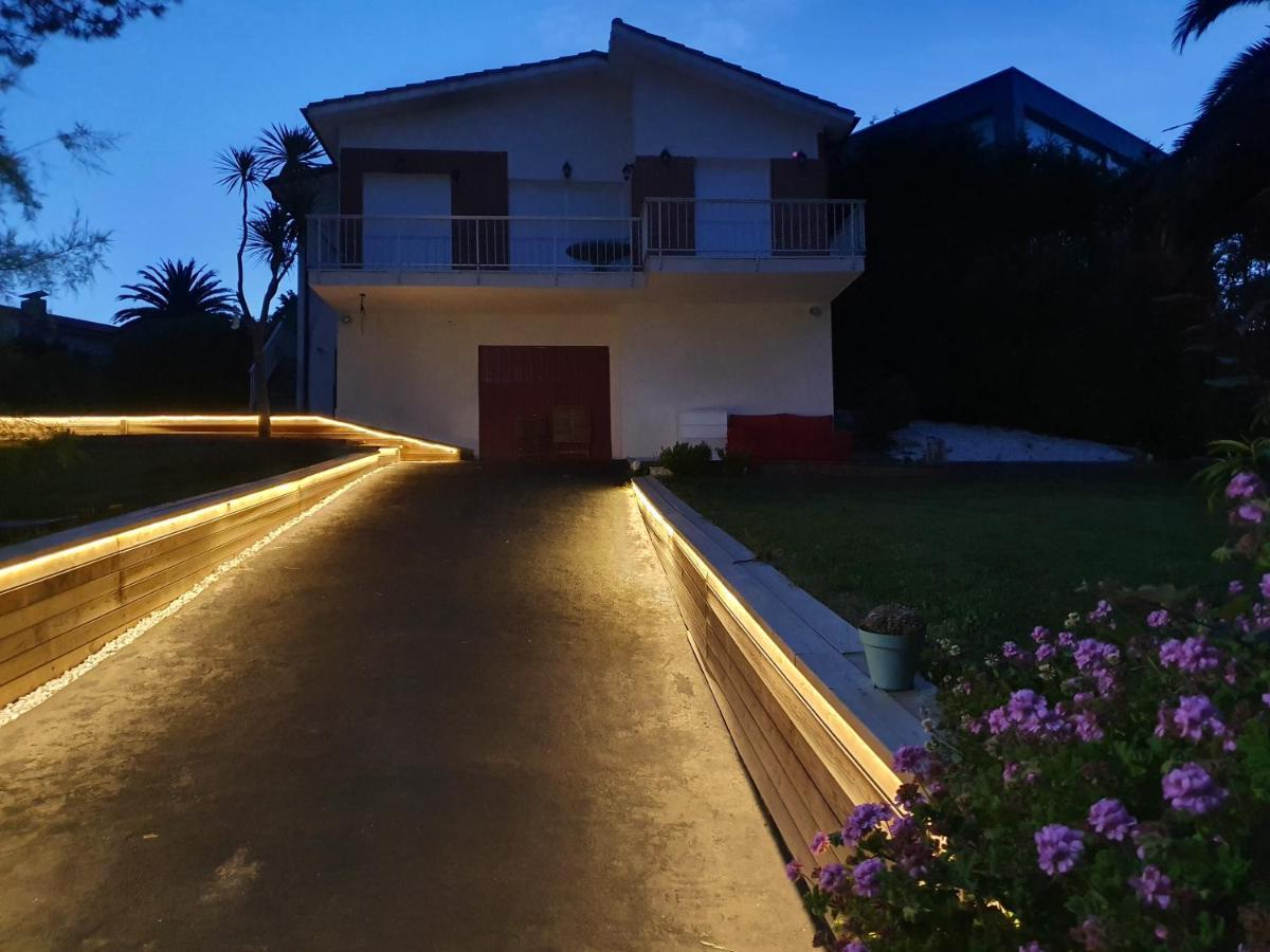 Villa Vistas Al Mar, Urbanizacion Privada Con Piscina De Agua Salada Ajo Exteriér fotografie